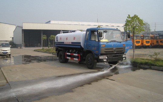 東風(fēng)153<a href=http://www.sld918.com/ssc target=_blank class=infotextkey>灑水車</a>測試圖片