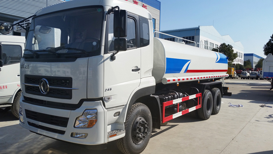 20-22噸天龍后八輪?wèn)|風(fēng)灑水車