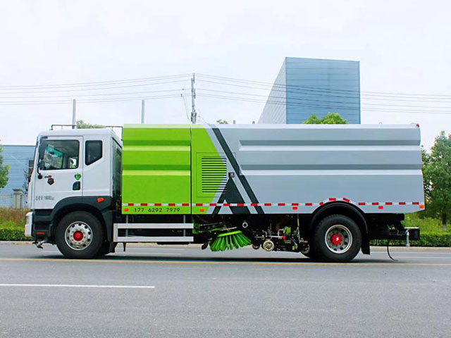 東風(fēng)多利卡D9國(guó)六洗掃車圖片2