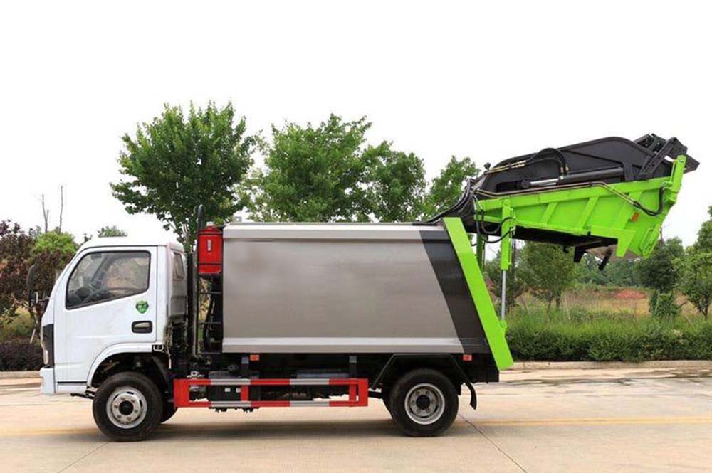 國(guó)六東風(fēng)五方壓縮式垃圾車(chē)圖片3