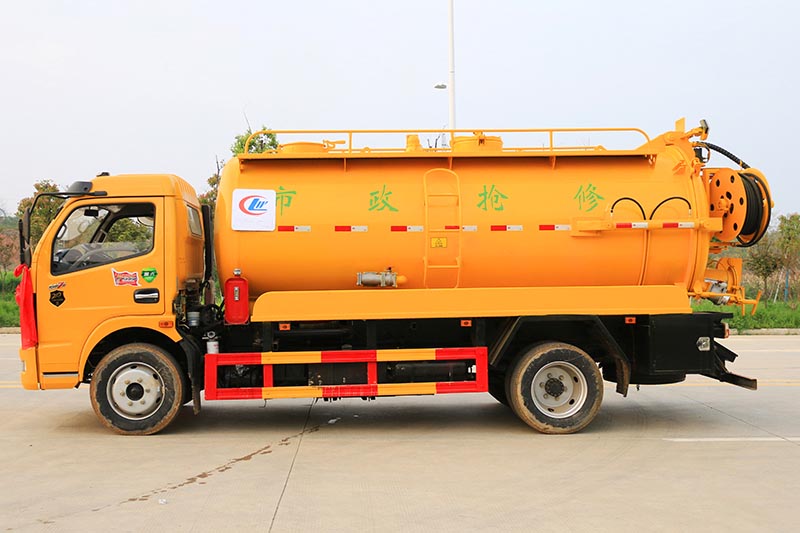 東風多利卡國六清洗吸污車圖片2